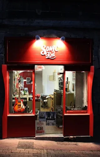 SONIC RED