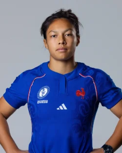 Lina Tuy : à 21 ans, la demi d'ouverture des Bleues qui fait déjà trembler le monde du rugby féminin