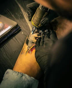 Top 12 des salons de tatouage à Clermont en 2026