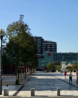 L'histoire de la place de Jaude, au cœur de la ville de Clermont, tu savais ?