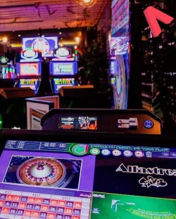 UN CASINO QUI CLAQUE